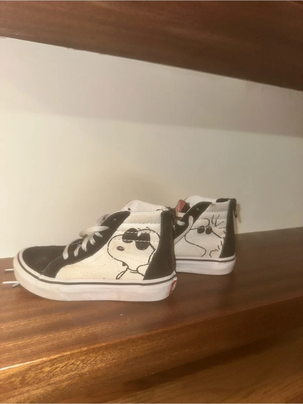 Vans Kids High-Top Sneakers with Snoopy Print - Black & White